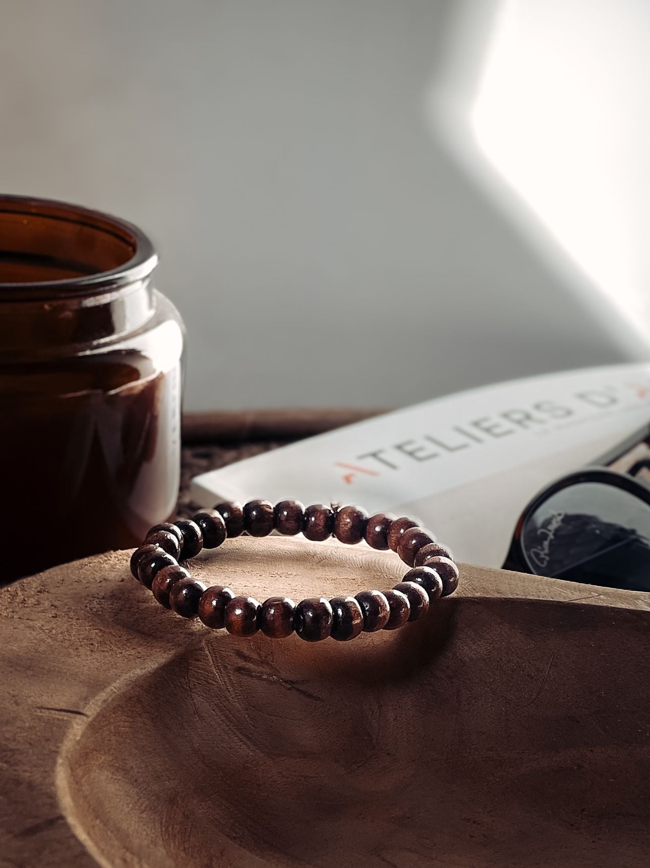 Bracelet en perles de bois vernis